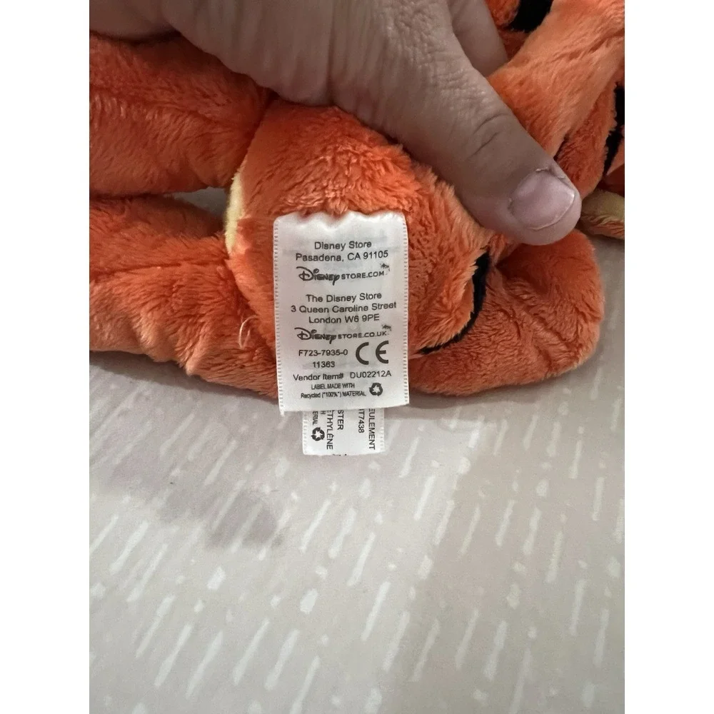 Tigger Disney Store Authentic Exclusive Original 12in Tall Plush Winnie Pooh Toy